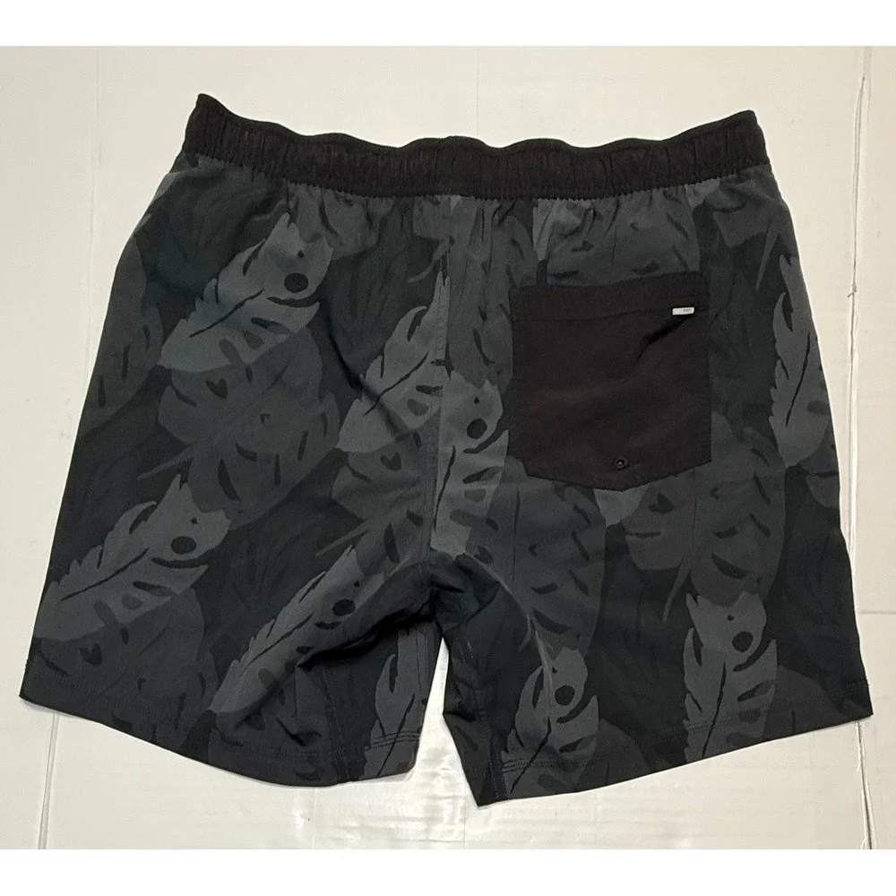 Vuori Kore Shorts Mens Large Charcoal Black Tropical Leaf Print Lined Athletic